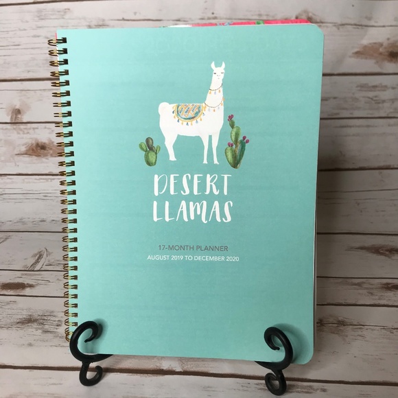 2020 Orange Circle Studio Desert Llamas Planner - Picture 3 of 8